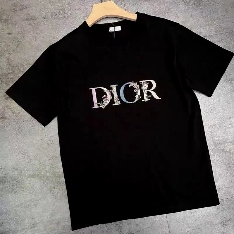 Dior Black Distressed-Logo Tee Review: Our Unit Landed at the Bottom of the 180–250 g/m² Cotton Band
